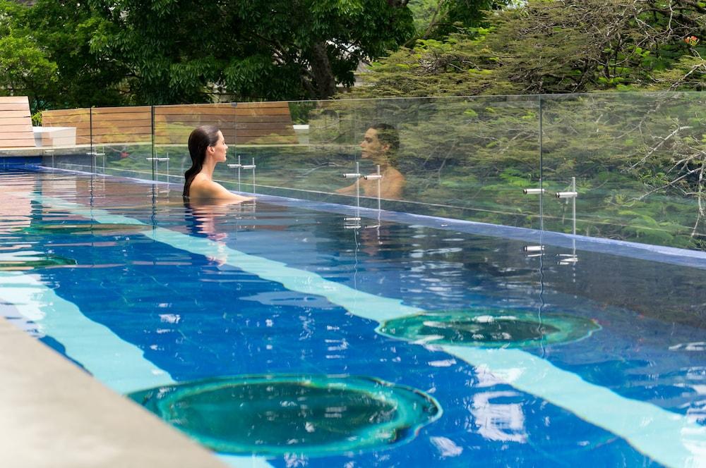 Acquasanta Lofts Hotel กาลี ภายนอก รูปภาพ